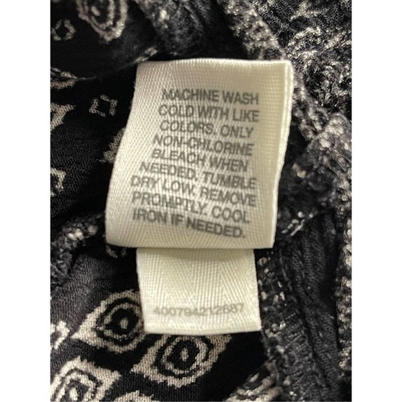 MUDD | WOMEN’S WRAP FRONT ROMPER OPEN BACK BLACK‎ WHITE PRINT SIZE L - Picture 9 of 9